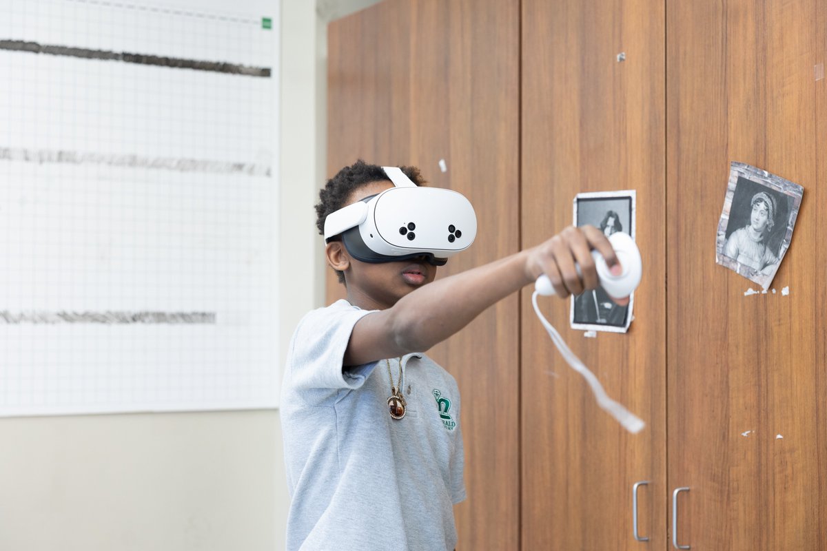 Emerald Academy tweet media