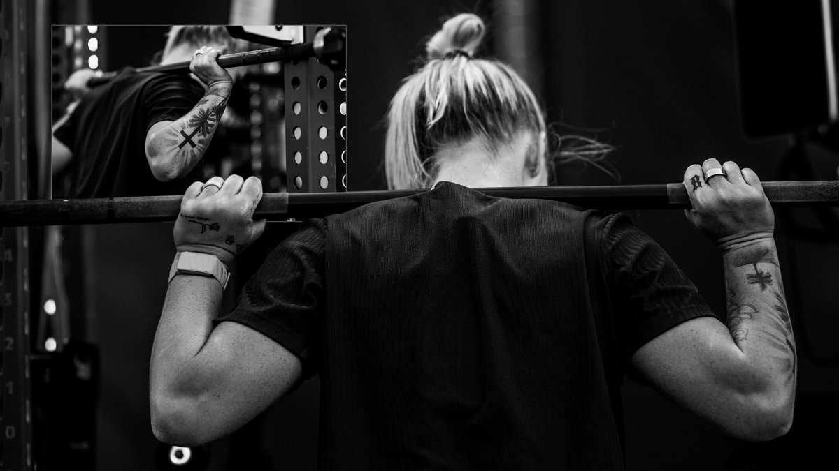 ORLPride's tweet photo. Raising the bar 🏋️‍♀️ https://t.co/KJfFbyPnnl