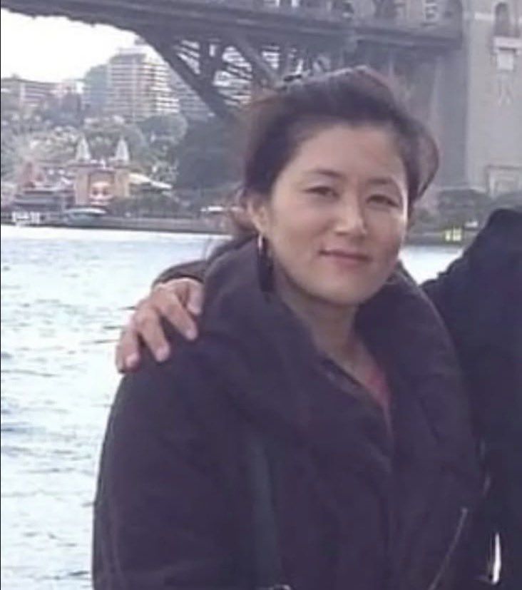 BuzzingPop's tweet image. 29 years ago today, Clare Park released ROSÊ.