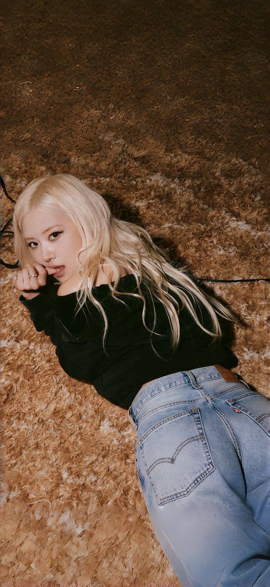 BuzzingPop's tweet image. 29 years ago today, Clare Park released ROSÊ.