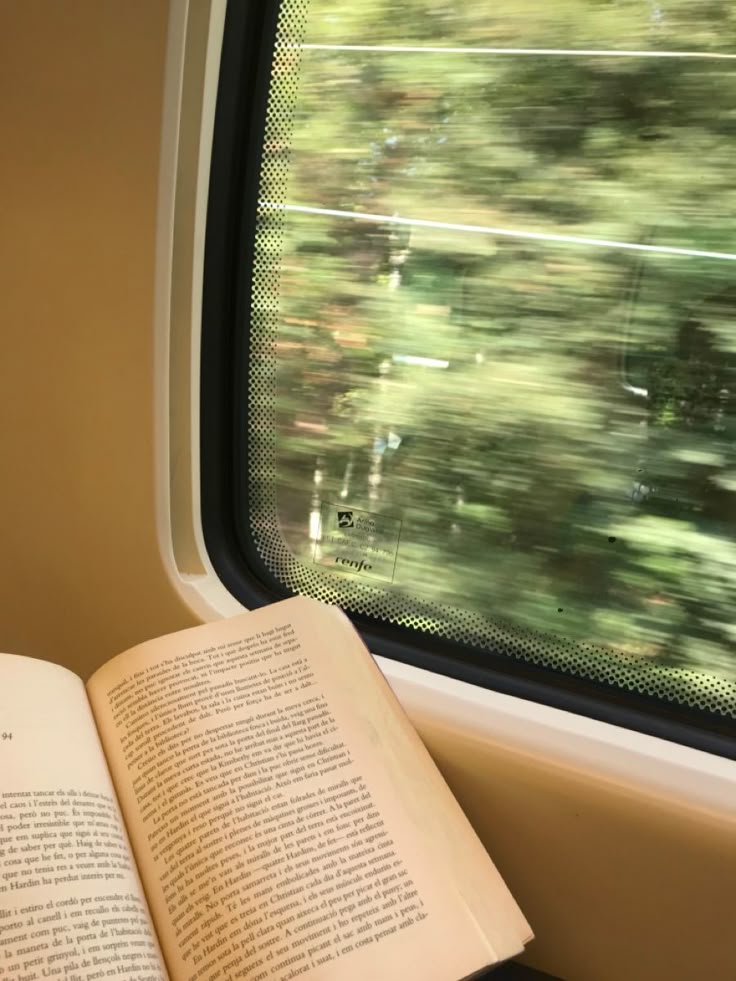 line_studyy's tweet photo. ⠀˚⋆ 𐙚 . Livros lidos de 2026  ؘ 𝜗𝜚 ˚⋆ 🍀
⠀⠀⠀⠀⠀⠀⠀⠀⠀⠀⠀— A thread.  ؘ
#booktwt https://t.co/jSz4bCcqAn