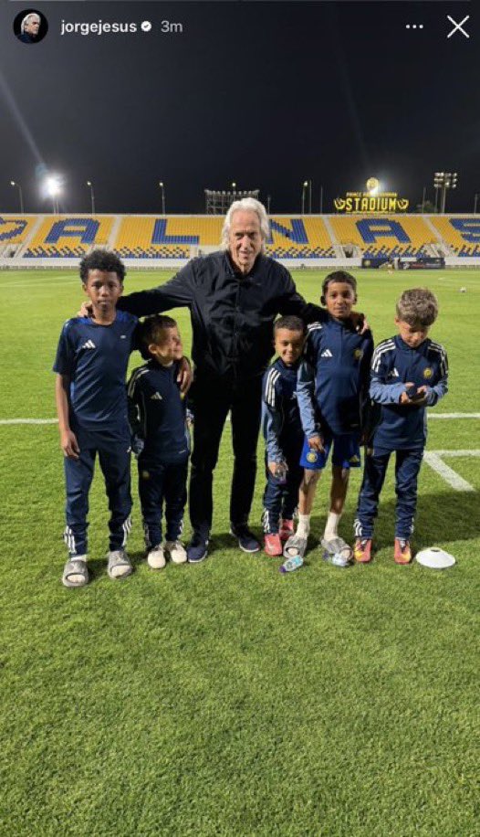 يازينه بس جيسوس ووووه 🥰 ليت جدتي عايشه كان زوجته اياها 
حبيته مرره مرره