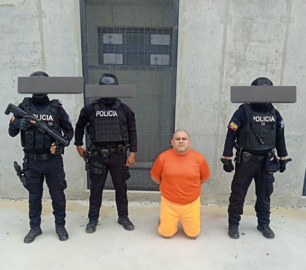 Tus días de impunidad se acabaron.

Te espera una larga estadía por todos tus delitos. 

Bienvenido a El Encuentro.