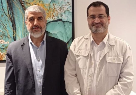 Bizim Hâlid Meş'al..
Tüm bir Ümmet-i Muhammed'in medâr-ı iftihârıdır EvvelAllah..!