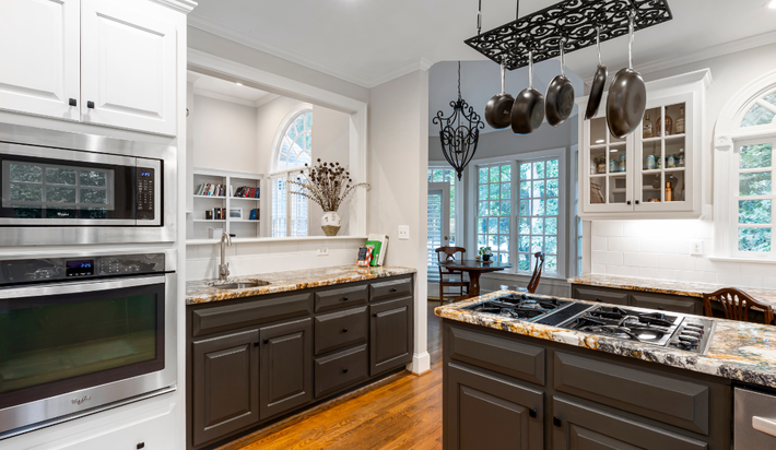 themacdonaldgro's tweet image. This guid e can help you optimize the space in your home and establish more places to keep your belongings. pmzrealestate.myhomehq.biz/get-creative-t… #bedroomstorage #extraspace