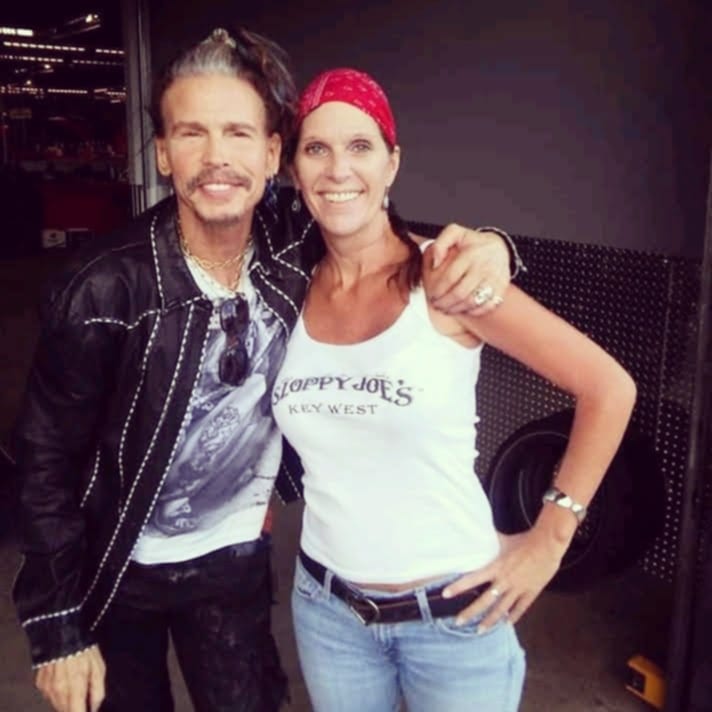 tjones8264's tweet photo. Great day I ran into Steven Tyler at Orlando Harley Davidson. ❤️ https://t.co/slQuzVBn0F