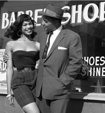 BlackMediaHub's tweet photo. A sharp looking pair. Los Angeles, 1956. https://t.co/LSDCWWPpe1