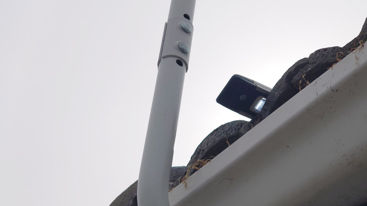 beachshoot's tweet photo. @SanDiegoWebCam You left a small level on the roof next to the camera. Also you need to add a horizontal brace to cut the wind vibrations. Directv Long Adjustable 18 to 32 inch Monopole Support Brace – The Satellite Shop https://t.co/hzhnauJfBl https://t.co/LzUzVMhWfo