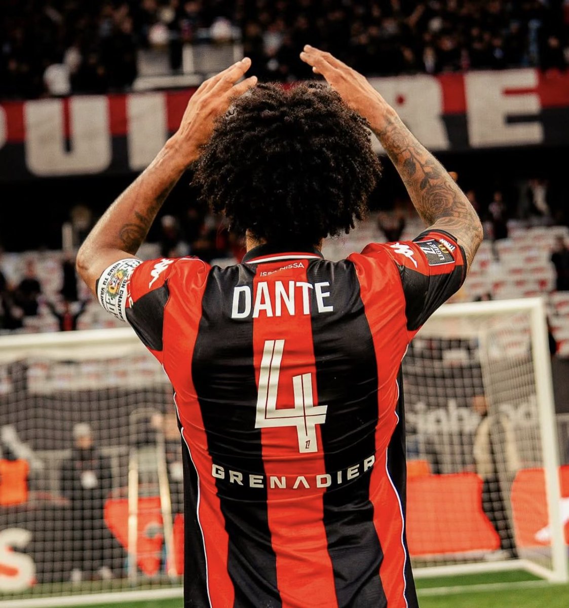 🏆 Bravo à Dante qui vient d’être diplômé de la licence UEFA pro, lui permettant d’être entraîneur d’une équipe première mais également Directeur Sportif, en France ou à l’étranger, au plus haut niveau ! 👏🏻 #OGCNice

(<a href="/lequipe/">L'Équipe</a>)