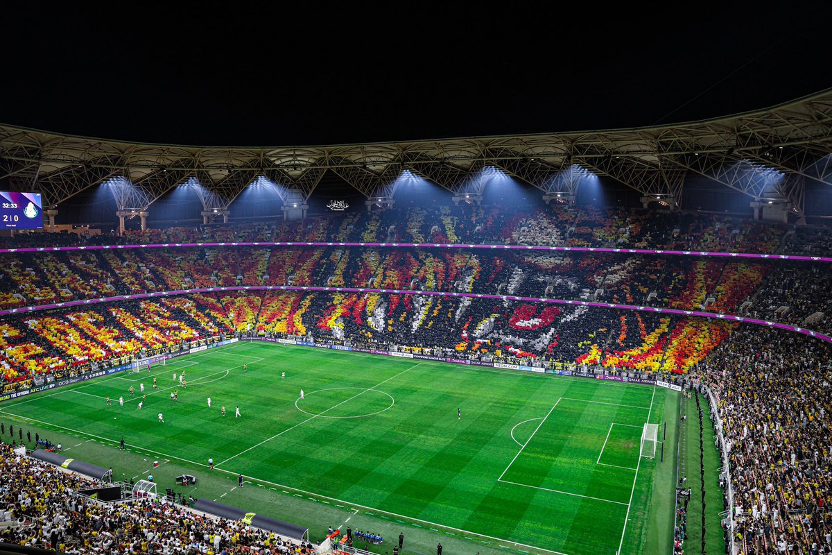 📊| ترتيب الحضور الجماهيري لأندية الصندوق في النخبة :

1️⃣ الاتحاد - 103,159 مُشجع (4 مباريات)

2️⃣ الهلال -  67,522 مُشجع (3 مباريات)

3️⃣ الأهلي - 47,268 مُشجع (3 مباريات)