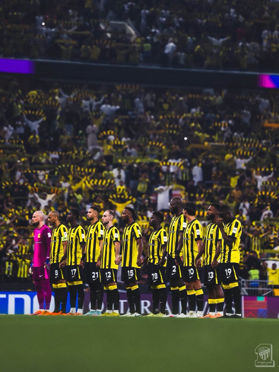 اححبك يا عميد اقسم بالله 
مبروك يا اعظم نادي💛💛