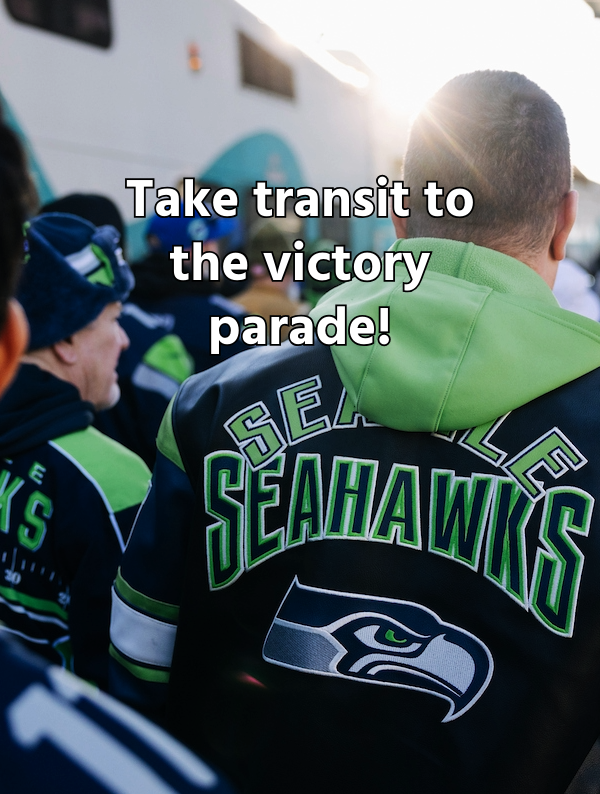 SoundTransit's tweet photo. Seattle’s celebrating our World Champions with a parade! 💚💙🏆

Transit is the best way to get there — just expect crowds and plan ahead.

Get tips on parking, connections, and navigating the day on our blog: https://t.co/KULCgpYuzR https://t.co/mMz3dCHVAU