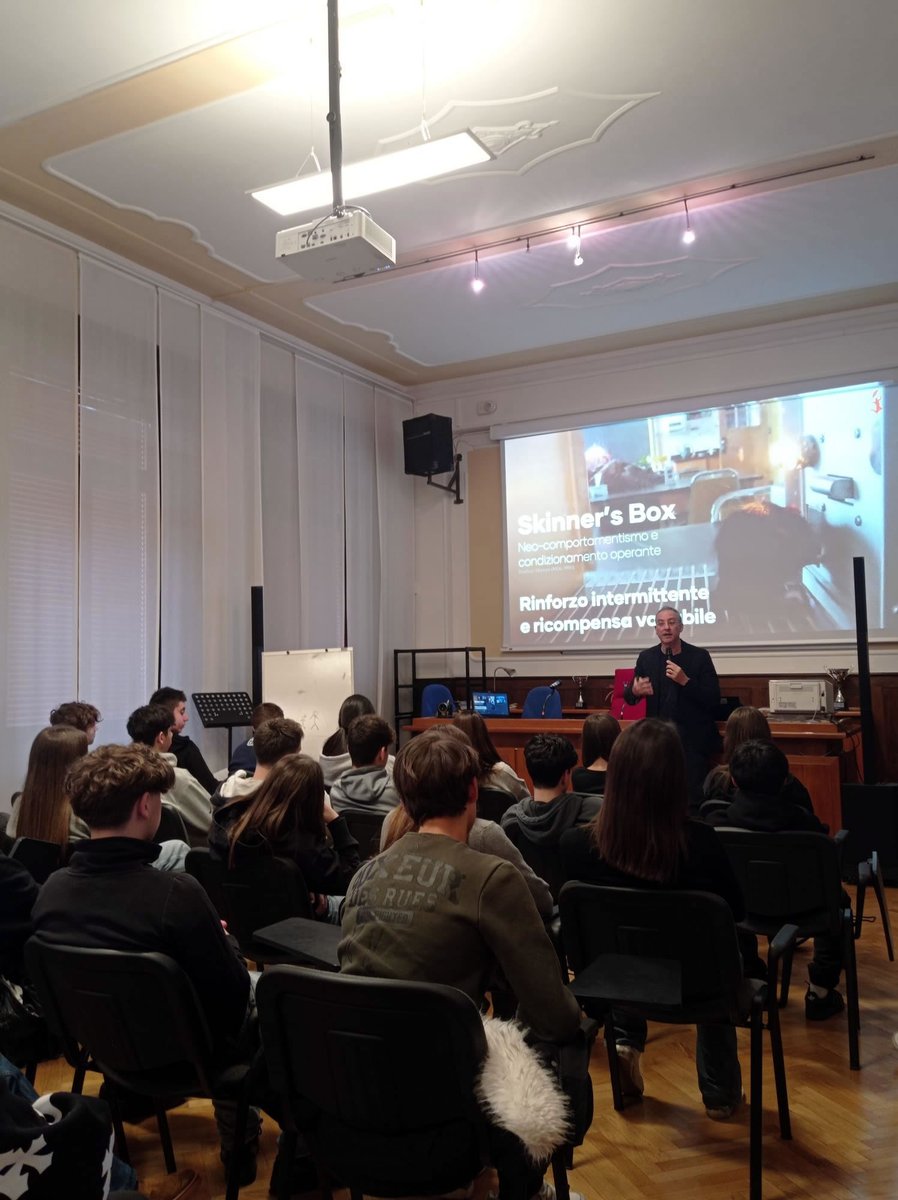 Ettore Guarnaccia 🧠 tweet media