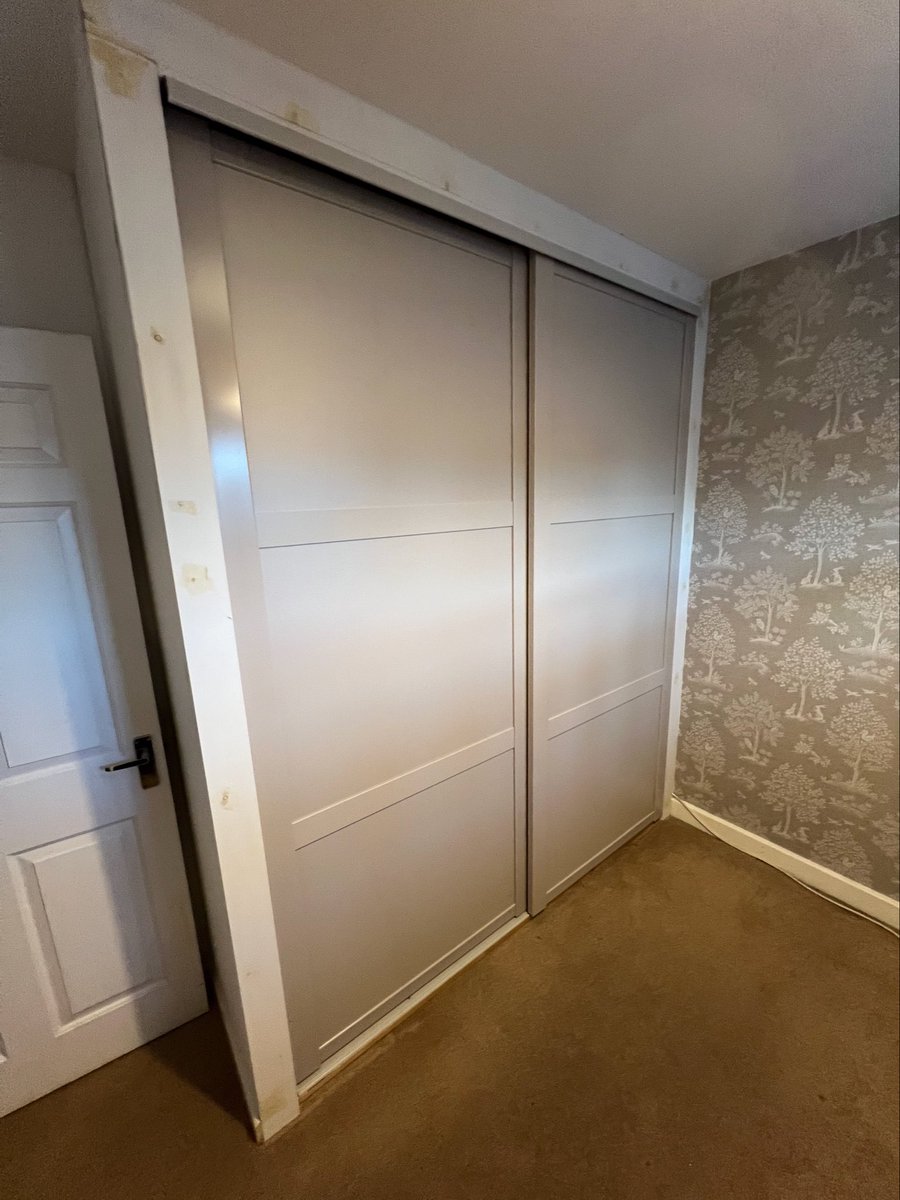 SimonHandyman's tweet photo. Sliding wardrobe installed this week in Burntwood (customer to paint)
#HomeImprovements 
#diy
#lichfield
#cannock
#staffordshire https://t.co/gMnCh5O06K
