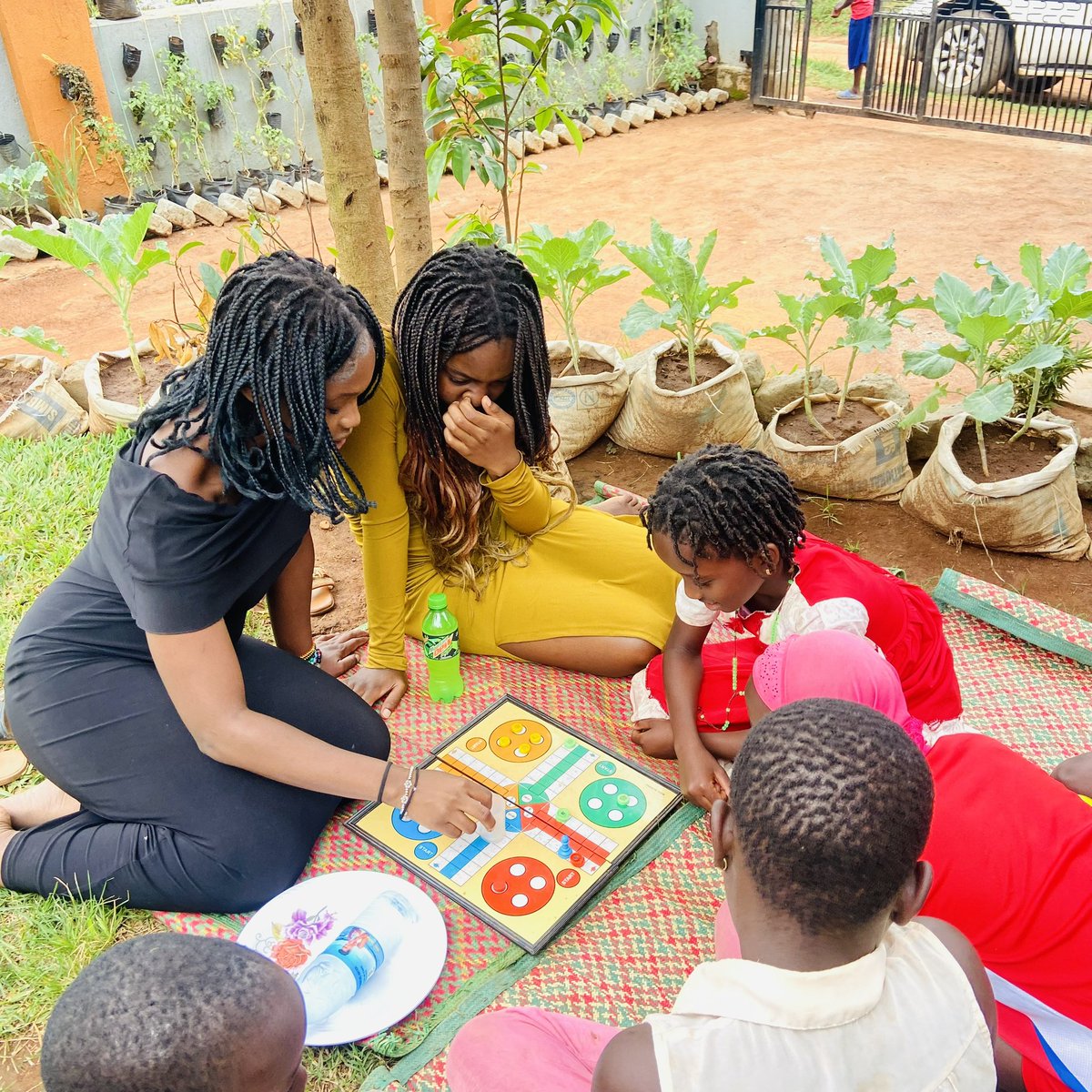 Front Aid Foundation🌎🇺🇬👊💪👫🌴 tweet media