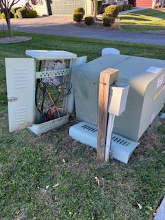 thejohnhuskey's tweet photo. @XfinitySupport @Xfinity This panel at the intersection of Brian Lane &amp; Martins Ridge Drive, Hanover, PA 17331 has been open since November 2025. https://t.co/V0DNwEdNe0