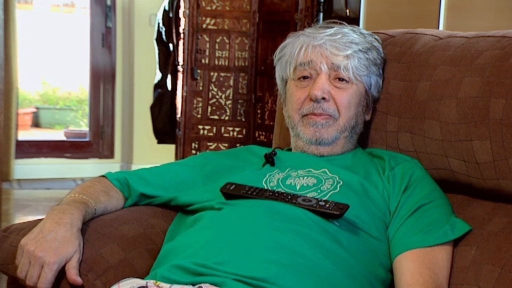 Aquí estoy

Aquí estoy un martes viendo un West Ham - Manchester United para ver si un guiri se corta el putísimo pelo: