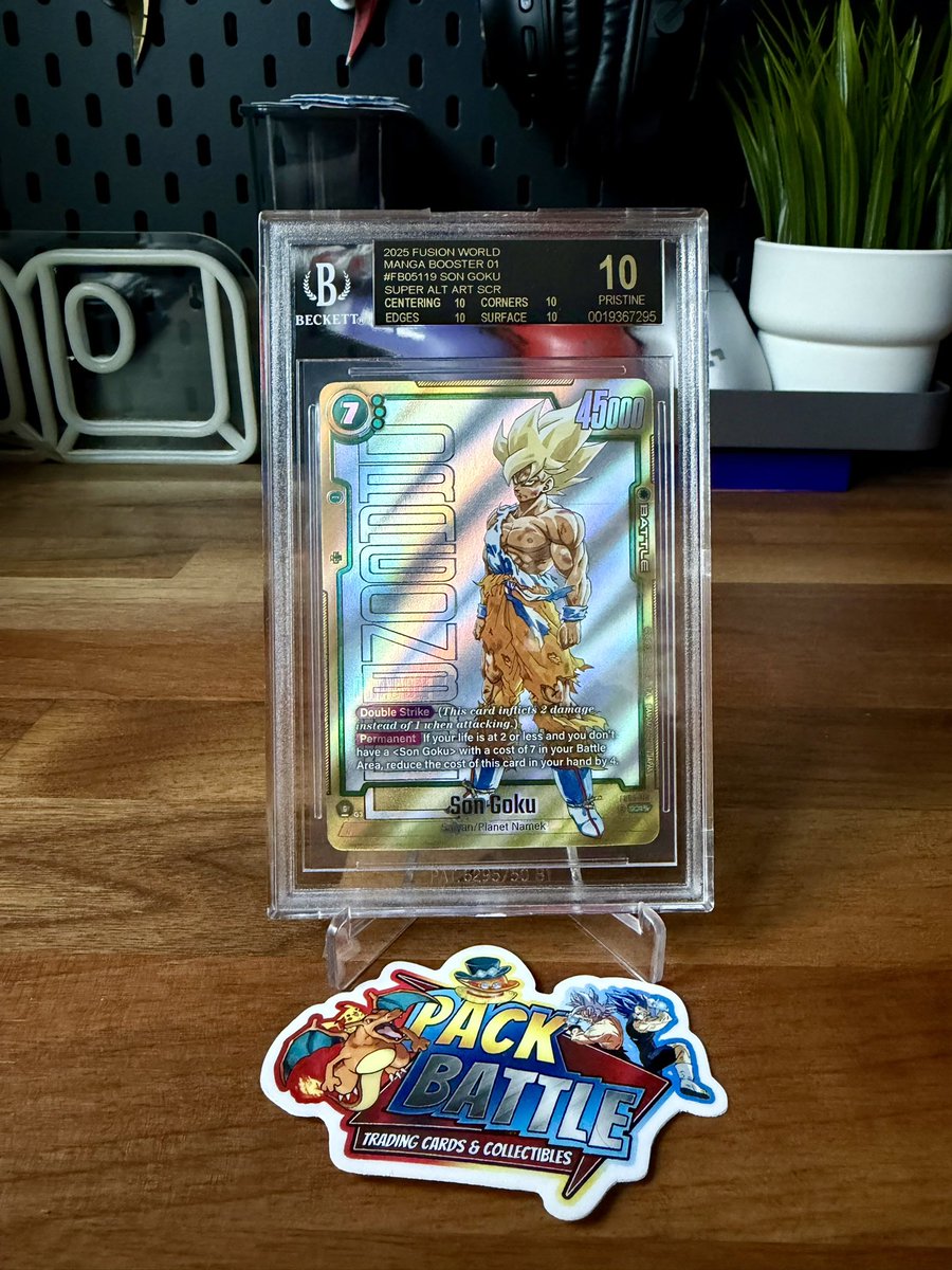 Pack Battle tweet media