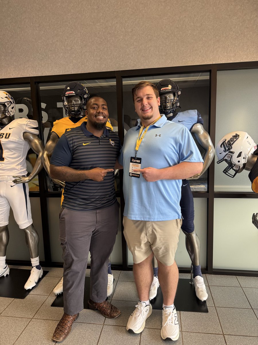 CadeWBryant's tweet photo. Great official visit with @ETBU_Football. 

It was great to be on campus and hear more about the program. 

Great hospitality from the coaching staff! https://t.co/eMxN51qQHm
