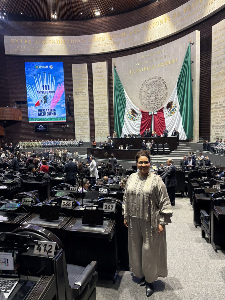 Orgullosa de estar el día de hoy trabajando desde la <a href="/Mx_Diputados/">H. Cámara de Diputados</a>, por cada uno de los jaliscienses.🙌🏼🙌🏼