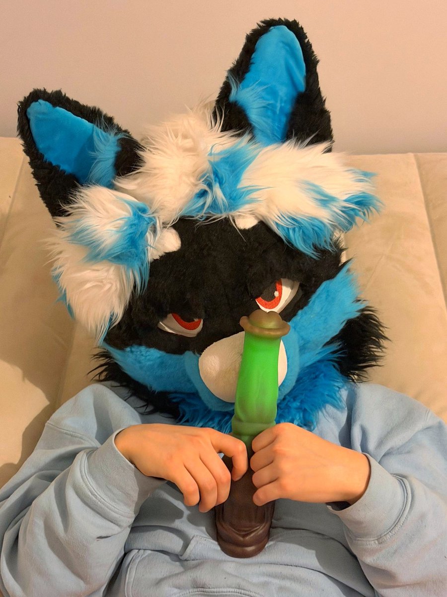 Muddy the Knot Warmer @ NFC tweet media