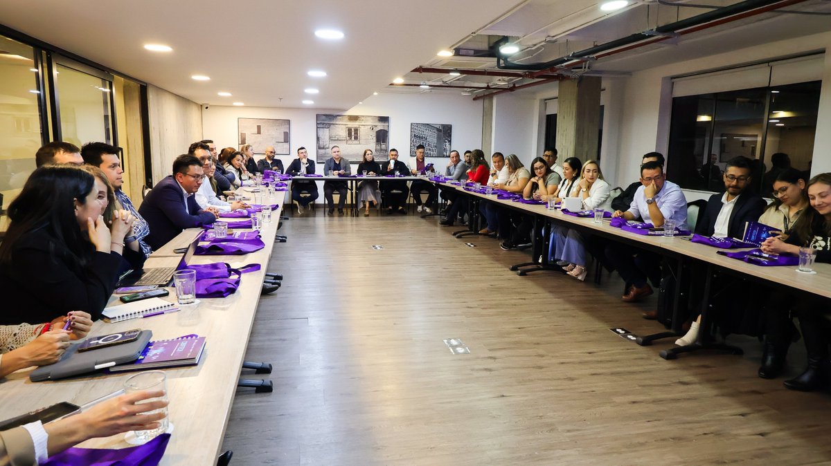 PnudColombia's tweet photo. La #CoopTechWeek2026 inicia hoy en Bogotá.
Durante cinco días, 10 cooperativas de todo el país vivirán una inmersión práctica para fortalecer sus capacidades digitales, impulsar la innovación y avanzar en soluciones reales para sus territorios.
Abro 🧵 https://t.co/uE3p5OQW7o