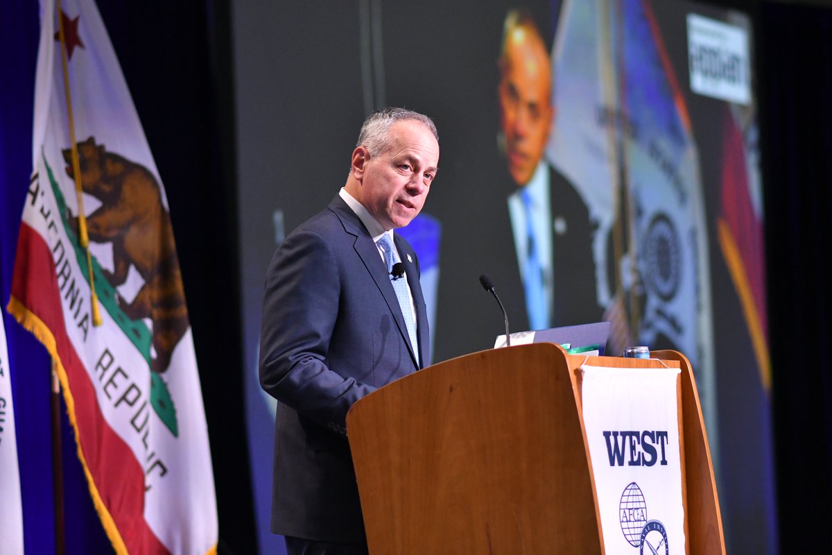 AFCEA's tweet photo. Day 1 at #WEST2026 and it’s already a full house. 🚀

📷 Karras Photography https://t.co/F3jFcPmHkX