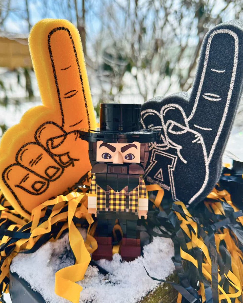 Appalachian Alumni tweet media