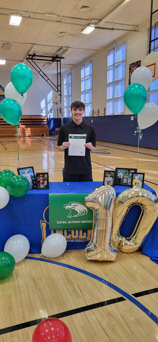 Henry Galus tweet media