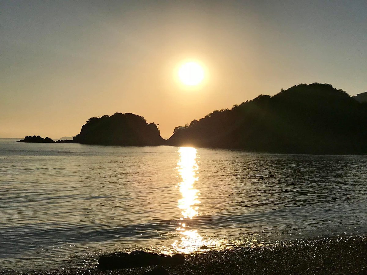 🌏今日のひと言　教育　2024年2月11日🌏

【今日のひと言 2024.2.11】
〜教育〜

何を学ぶのか？

すべての根源となる思考とは
教育により大きな影響を受けます

大人となったならば
何を自分に教えるのか？
未来は自己教育により決まります

何を見聞きし
何を経験し
何を思い
何を言い