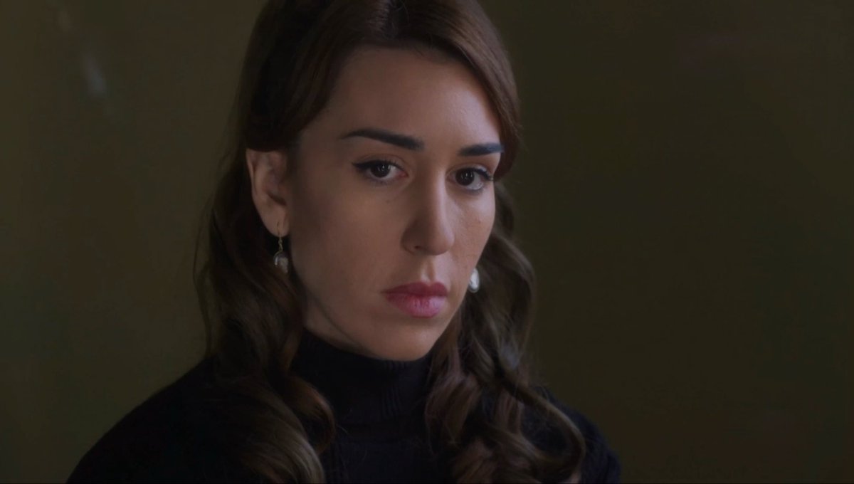 #elenianna ξέρω ότι το ποίημα το έγραψε όντως η Αντιγονη 
But I can’t prove it