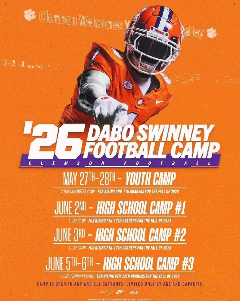 Collegiate Football Skills tweet media