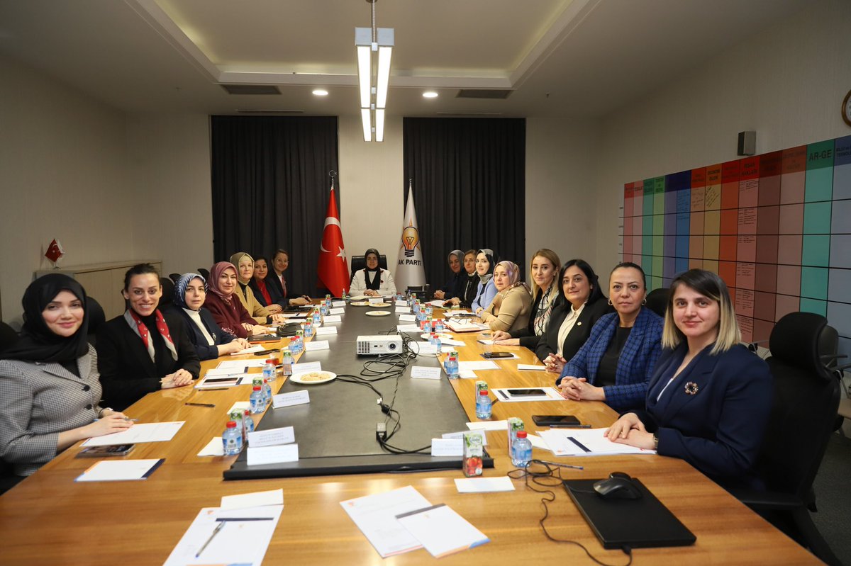 AK Parti Kadın Kolları tweet media