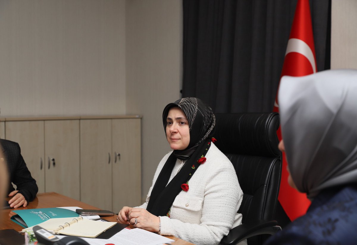 AK Parti Kadın Kolları tweet media