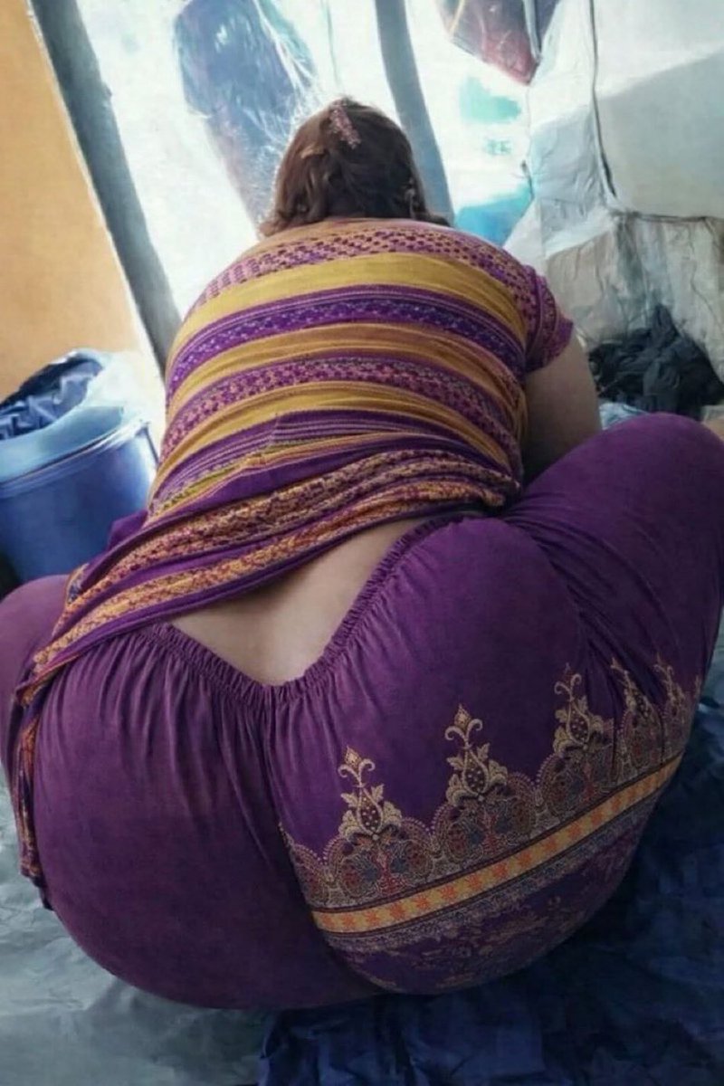 Apni behn mo Lahore mn rent pr chalana chahta hu

Is pr koi detail se chat krega ?