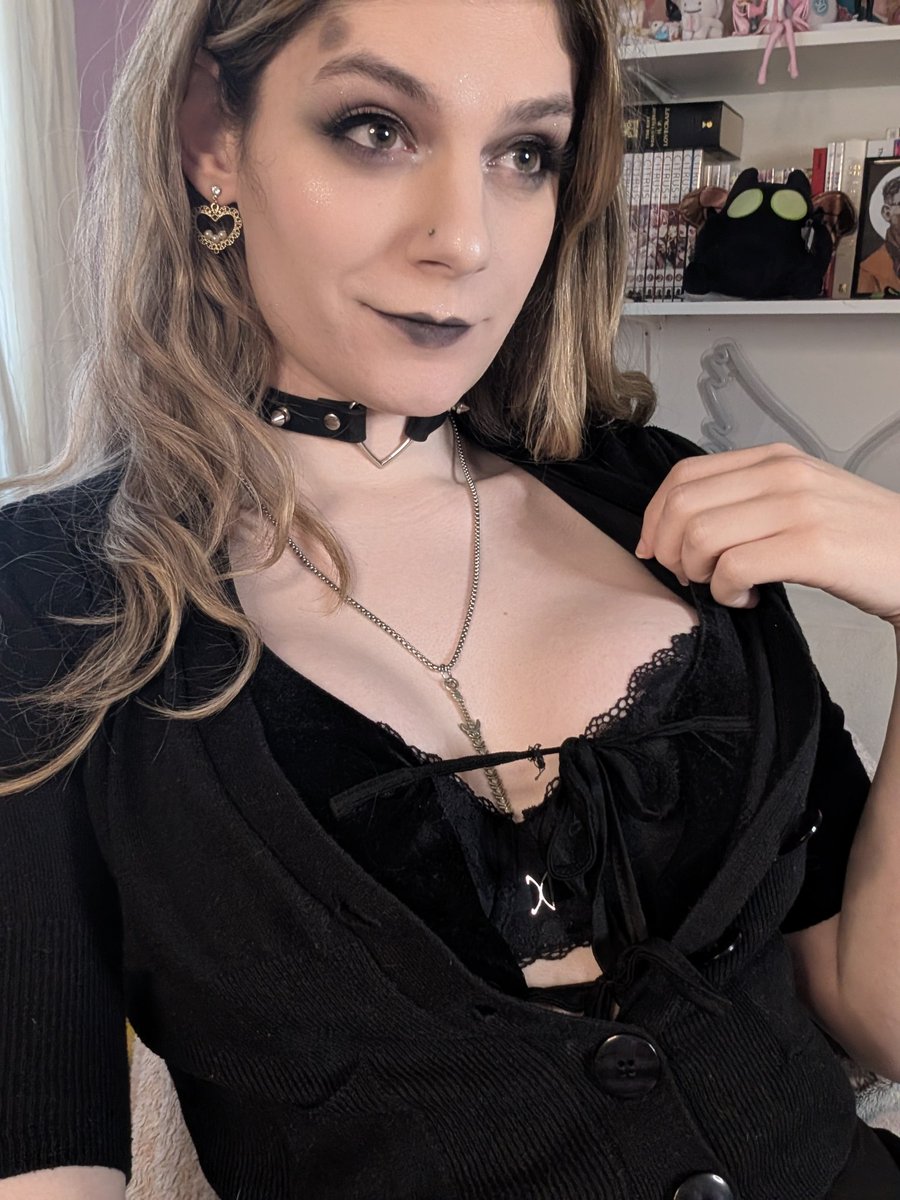 Your Angel Cynthia 😇 (NO PPV, 20,000+ library 🤍) tweet media