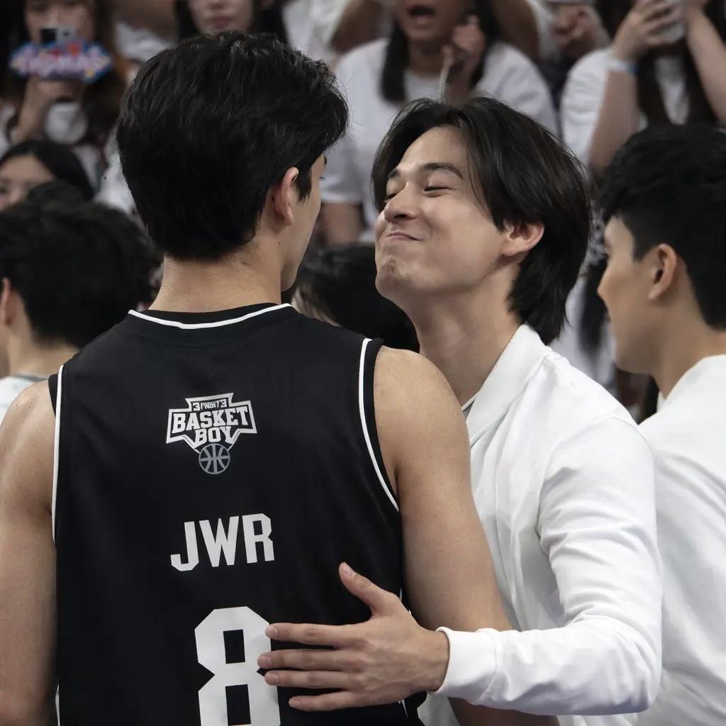 Their eyes meet and the world stops,This kind of love only exists between them.✨🤍

#JossGawin #จอสกวิน