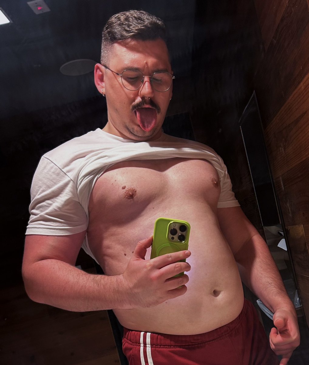 jimby 👽✨ tweet media