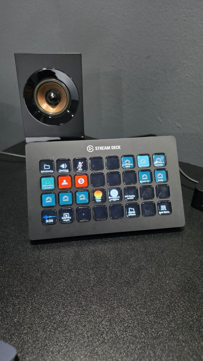 I'm telling you... one of the best things I bought for my desk