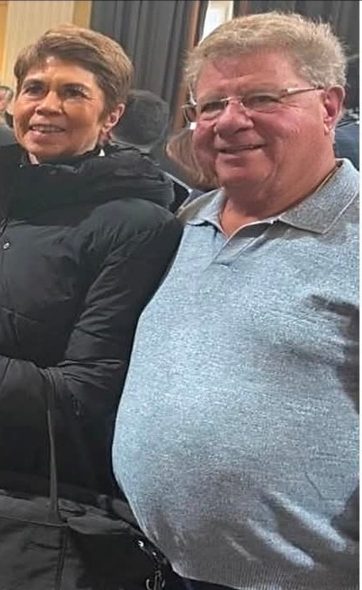 ¿Alguien sabe cuándo es el Baby Shower de Paquita <a href="/carlosalazraki/">Carlos Alazraki</a>?

Es para una tarea...🤭😂😂