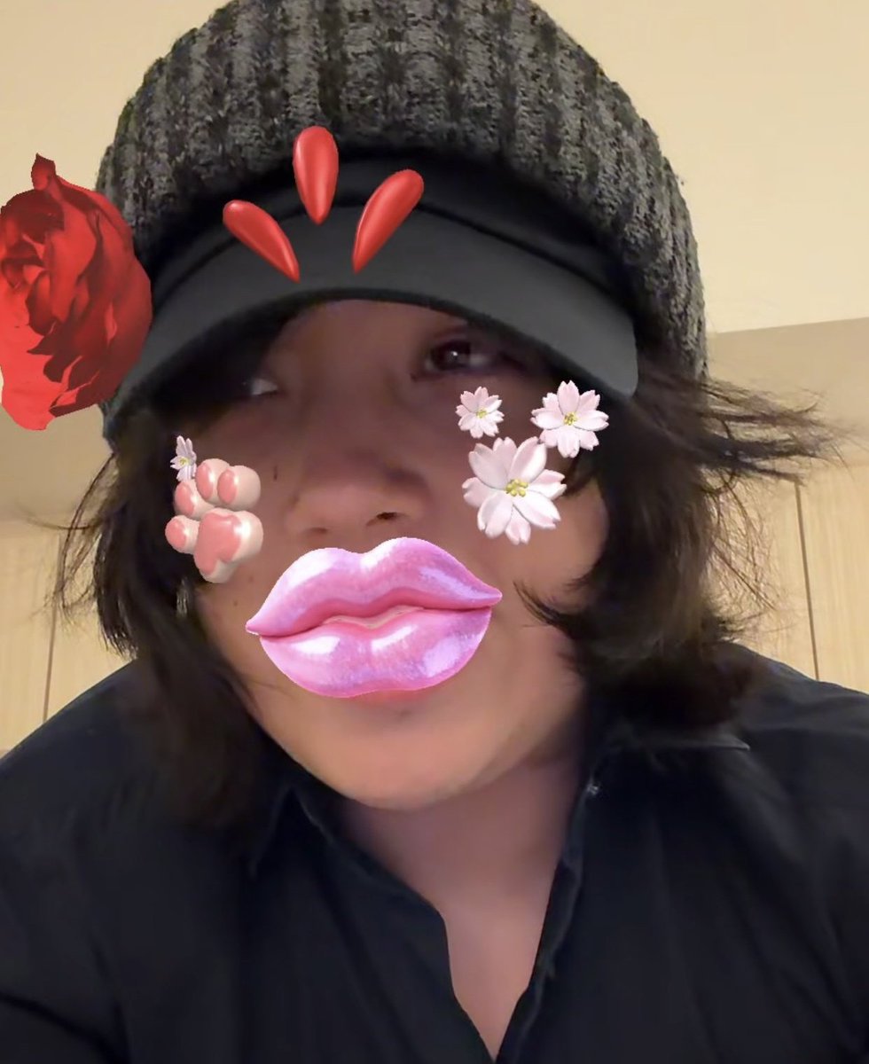 QUIERES TENER ESTOS LABIOS MAMADORA LUXURY???
PUES VUELVE A NACER ZORRA💋 💋 💋