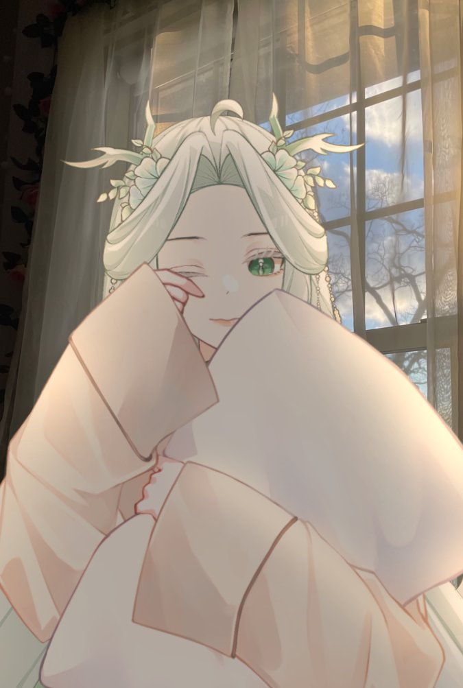 Hmm~ selamat pagi semua, selamat beraktivitas 👋nih roro titipin daun keberuntungan 🍀 have a nice day yaa~