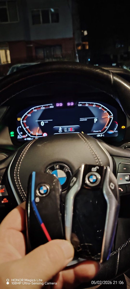 Keydiy KD-X4 copy BMW X5 2022 G05 BDC3 display Key

could read display key and program FGB57 key. Already done this job. X5 2022 G05.
You can copy display key like normal key
obdii365.com/wholesale/keyd…