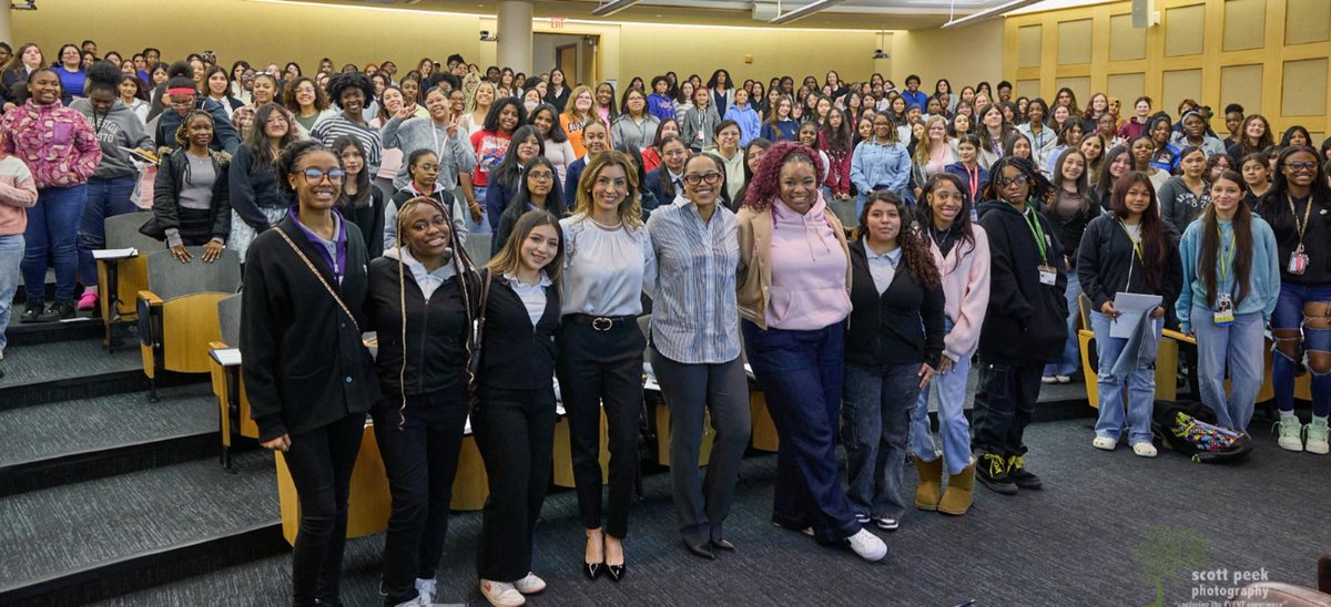 The Compelling Why tweet media