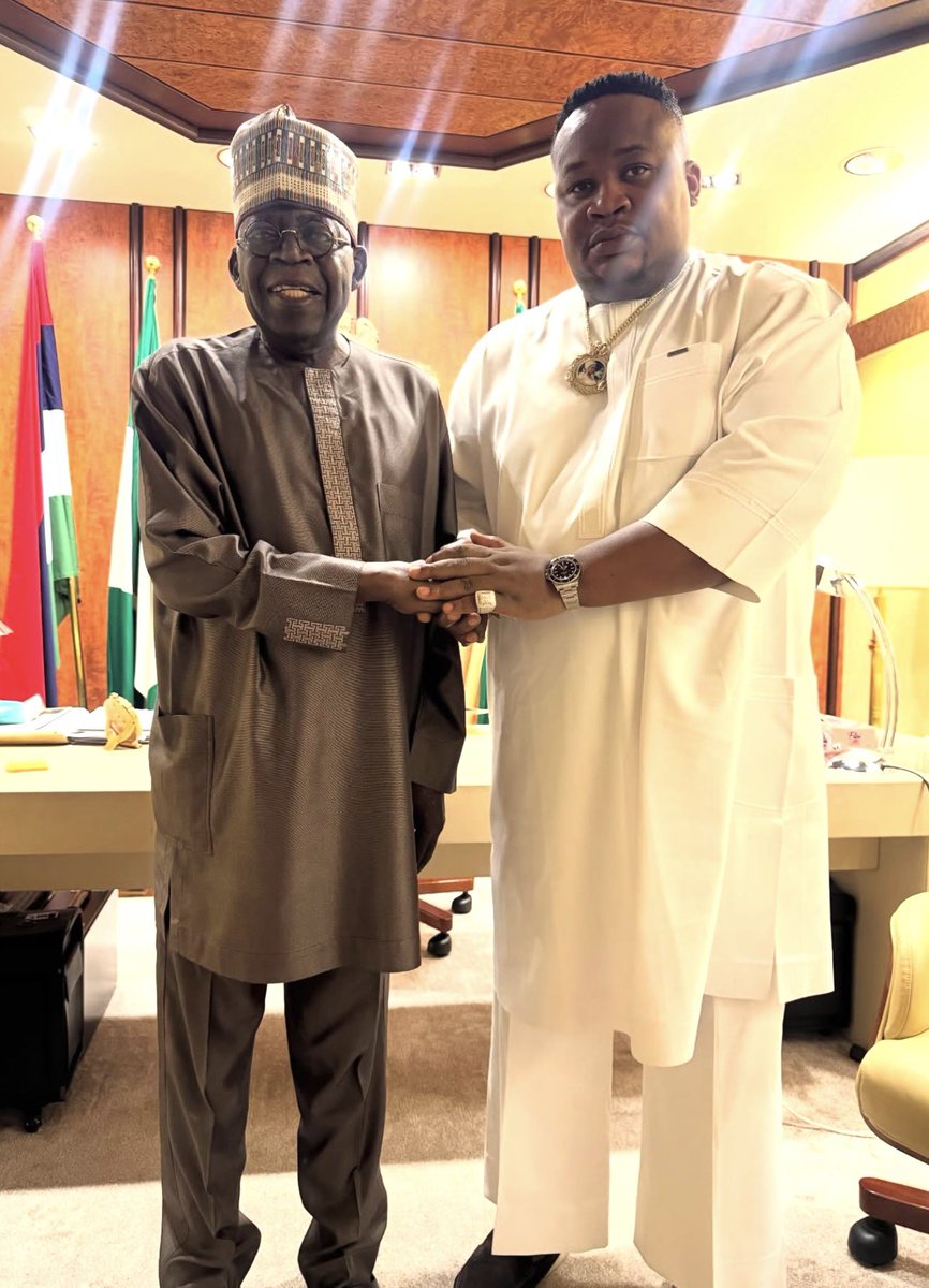 @𝗼𝗻𝗲𝗷𝗼𝗯𝗹𝗲𝘀𝘀𝗯𝗼𝘆 tweet media