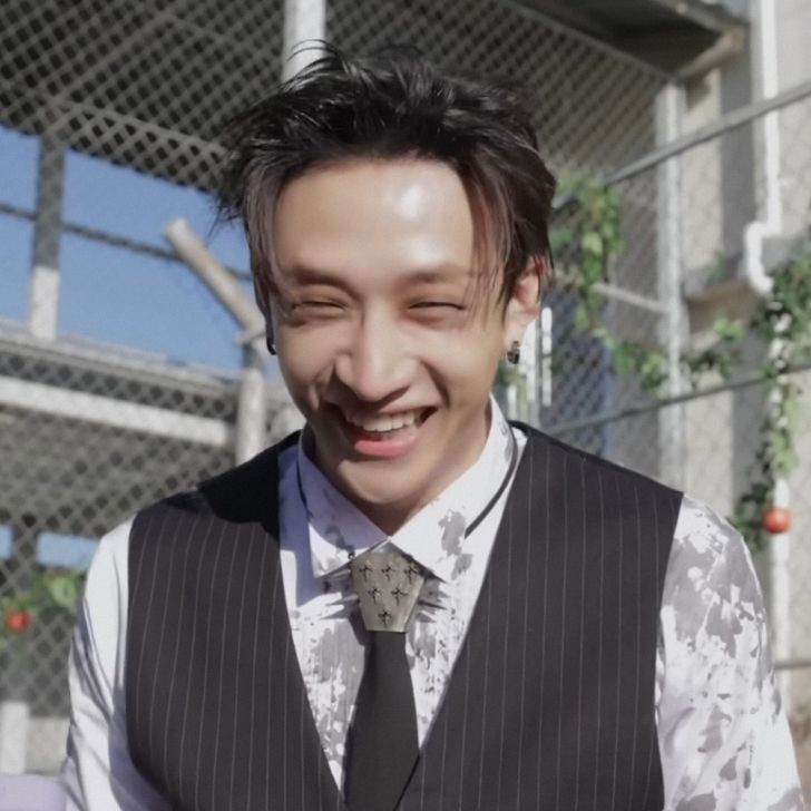 bangchan comfort tweet media