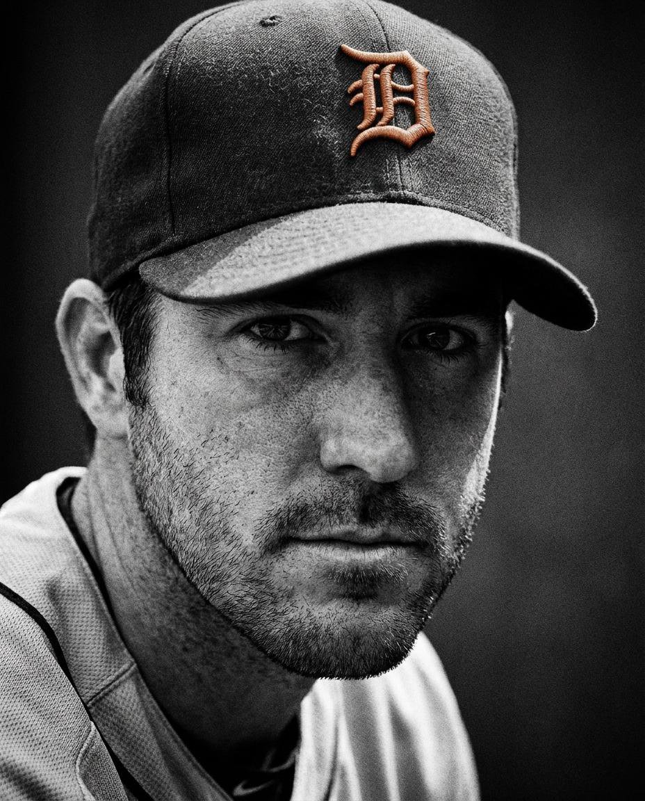 JUNE 7, 2004

One year ago, the Detroit Tigers lost 119 games.

Despite record-setting futility, they do not hold the 1st pick in today's draft. By rule, the top pick alternates yearly between the AL and NL.

The San Diego Padres - 21 wins better than Detroit - will pick first.