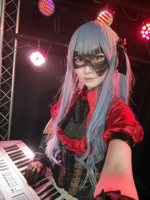 Twitterのコスプレ画像16