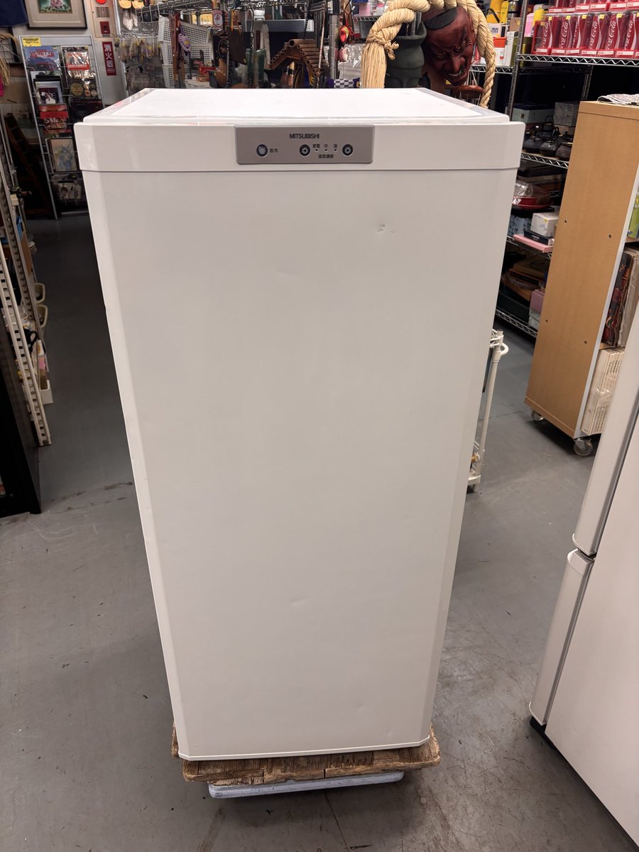 MITSUBISHI ノンフロン1ドア冷凍庫 MF-U21N-W 入荷いたしました 全定格