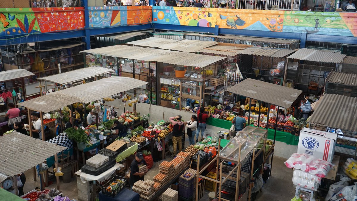 roquemocan's tweet image. Mercado de Santiago Texacuangos, que es como 3 niveles escalonados... por lo vertical del terreno (y del pueblo mismo). Visité gracias a El Centro Hace Clic. #SonyA6000 #1650mmKitLens